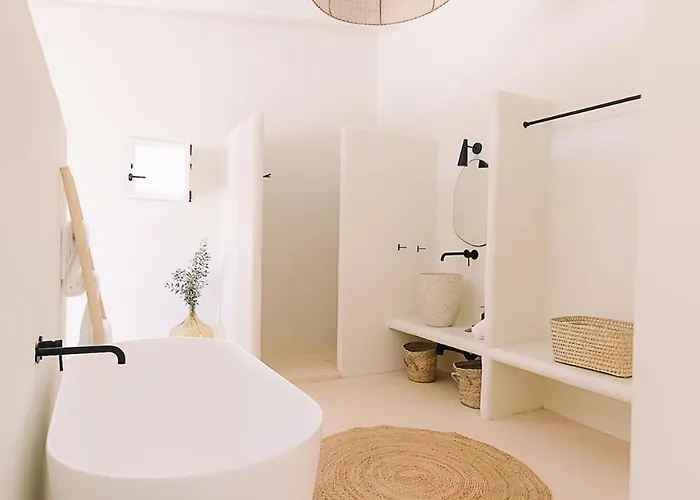 Domo Farm stay Santa Eularia des Riu